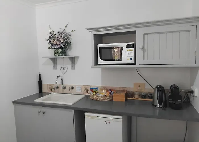 Riesling Trail & Clare Valley Cottages